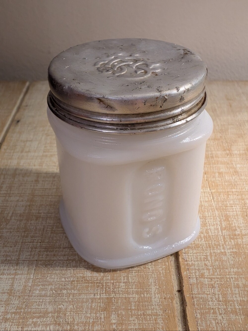 Antique 1930s? Pond's Milk Glass Cold Cream Jar With Lid